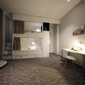  Hostel Downtown Boutique