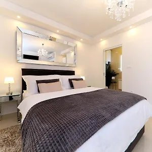 4* Guest house Kiko Luxury